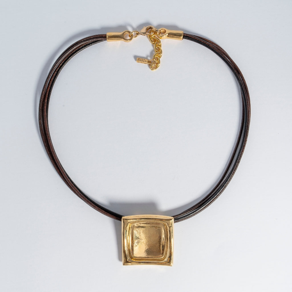 COLLAR OBSIDIAN SQUARE